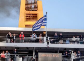 Έξοδος: Αναχωρούν οι τελευταίοι εκδρομείς για το Πάσχα – Γεμάτα πλοία, ΚΤΕΛ και αεροπλάνα