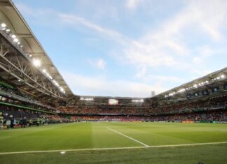 Conference League: Δύο προσαγωγές στη γέφυρα της Ριζούπολης λίγο πριν την έναρξη του τελικού