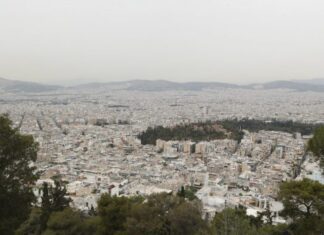 Καιρός: Αφρικανική σκόνη, ζέστη και βροχές