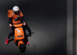 Απίστευτη παρενόχληση γυναίκας στην Εύβοια – Την «βομβαρδίζουν» με delivery