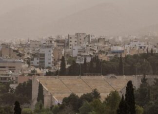 Καιρός: Κορυφώνεται σήμερα η συγκέντρωση αφρικανικής σκόνης – Πού θα σημειωθούν λασποβροχές
