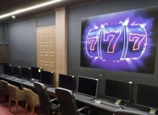 Μυστικό «καζίνο» με φρουτάκια εντοπίστηκε στο κέντρο της Αθήνας