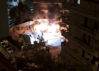 Εμπρηστική επίθεση στο εργοτάξιο του μετρό στο Γαλάτσι – Κάηκαν δύο μπουλντόζες