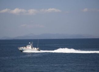 Κρήτη: Διάσωση 33 μεταναστών νότια του Ηρακλείου – Επέβαιναν σε ακυβέρνητη λέμβο