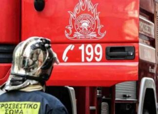 Φωτιά σε αποθηκευτικό χώρο κάβας στη Μάνδρα