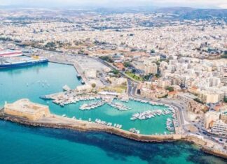 Ηράκλειο: Μηχανική βλάβη στο καταμαράν «power jet» – Απαγορεύτηκε ο απόπλους