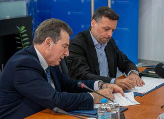 Μνημόνιο συνεργασίας Χρυσοχοΐδη-Δούκα: Έρχεται ηλεκτρονική πλατφόρμα για πολίτες σε κίνδυνο – 300 νέες προσλήψεις