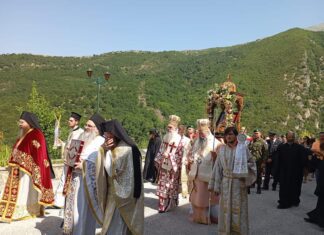 Με λαμπρότητα και κατάνυξη η εορτή του Αγίου Πνεύματος στην Ιερά Μονή Αγίας Τριάδας Σπαρμού Ολύμπου (ΦΩΤΟ)