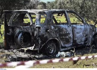 Σοκ: Απανθρακώθηκε ζωντανή μέσα στο αυτοκίνητό της