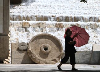 Έκτακτο δελτίο της ΕΜΥ: Θα «βράσει» η Θεσσαλία από την αφόρητη ζέστη
