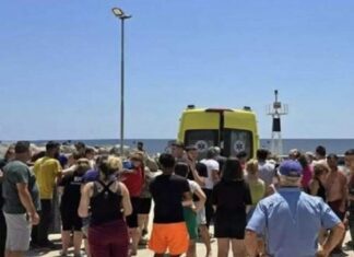 Αναστάτωση στον Πλαταμώνα: Σώθηκε από ναυαγοσώστες στο παραένα 15χρονος