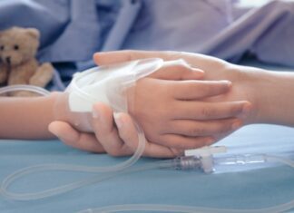 Στο Γενικό Noσοκομείο Λάρισας 7χρονος που τραυματίστηκε σε τροχαίο