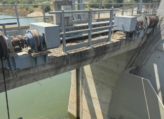 Λάρισα: Σύσκεψη Κουρέτα, Τζανακούλη και προέδρων ΤΟΕΒ για το αρδευτικό ενώ «στεγνώνουν» οι καλλιέργειες λόγω καύσωνα