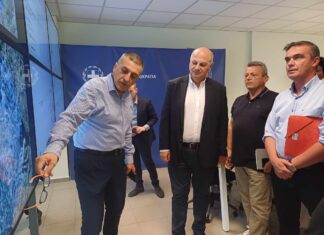 Λάρισα: Στην περιφέρεια ο Κ. Τσιάρας ενημερώνεται για τη ζώνη καραντίνας στην Ελασσόνα λόγω κρούσματος πανώλης αιγοπροβάτων – ΦΩΤΟ