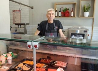 Λάρισα: Παϊδάκια, κεμπάπ και αρνιά τέλος!