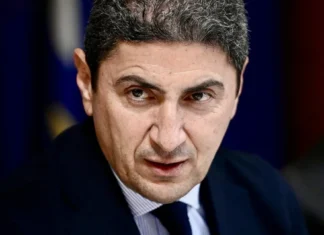 Διεγράφη ο Λευτέρης Αυγενάκης από την ΚΟ της ΝΔ μετά τη χειροδικία στο αεροδρόμιο