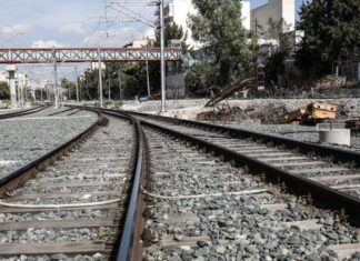 Hellenic Train: Καθυστερήσεις δρομολογίων λόγω διακοπής ηλεκτροδότησης στο τμήμα μεταξύ Λάρισας – Ραψάνης