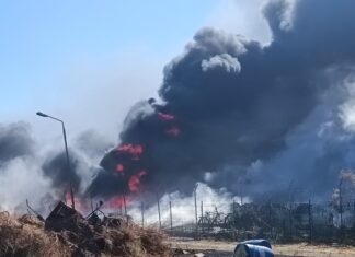 Συγκλονιστικές εικόνες από την επιχείρηση κατάσβεσης της φωτιάς στο Ομορφοχώρι – ΦΩΤΟ