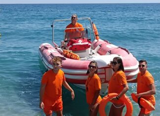 BayWatch στο Δήμο Αγιάς – Σε πλήρη ναυαγοσωστική κάλυψη οι ακτές (ΦΩΤΟ)