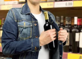Λάρισα: Συνελήφθη Λαρισαίος που είχε αδυναμία στα αλκοολούχα ποτά
