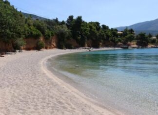 “Συγχωροχάρτι” στις παρανομίες αιγιαλού λόγω Μαγνησίας