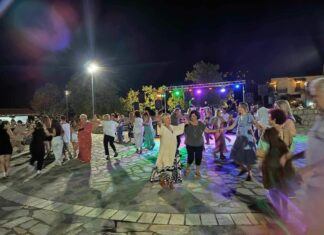 Το γλέντησαν στη Ραψάνη