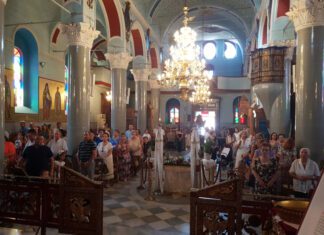 Παναγία Φανερωμένη Τυρνάβου: Η πανηγυρική θεία λειτουργία της Κοιμήσεως της Θεοτόκου (ΦΩΤΟ – ΒΙΝΤΕΟ)