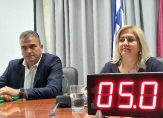 Μαμάκος: Από 1η Ιανουαρίου οι συμβάσεις των 60 εργαζόμενων στην καθαριότητα των σxολείων γίνονται πλήρους απασχόλησης (ΦΩΤΟ)