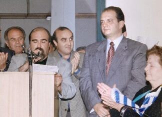 Χαρακόπουλος για απώλεια του τελευταίου κοινοτάρχη Τσαριτσάνης: «Ο Νίκος Τσιμπόλης ήταν ένας μπεσαλής άρχοντας της αυτοδιοίκησης»