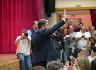 Ανδρουλάκης από Λάρισα: «Το σύστημα εξουσίας του Μαξίμου περιφρόνησε τους αγρότες, τους κτηνοτρόφους και τους μικρομεσαίους επιχειρηματίες της Θεσσαλίας»