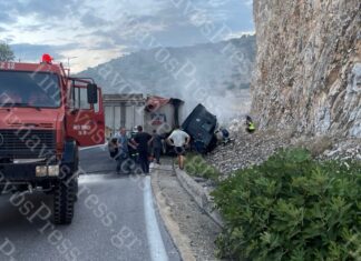 Λάρισα: Τραγωδία με νεκρό οδηγό – Εκτροπή νταλίκας στο δρόμο της Μελούνας – ΦΩΤΟ