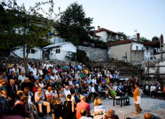 Πλήθος κόσμου στην ομιλία της Μαρίας Ευθυμίου στη Ραψάνη