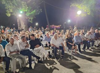 Με στόχο τη στήριξη της οινικής παραγωγής και της αμπελοκαλλιέργειας ξεκίνησε η Γιορτή Κρασιού στον Αμπελώνα (ΦΩΤΟ)