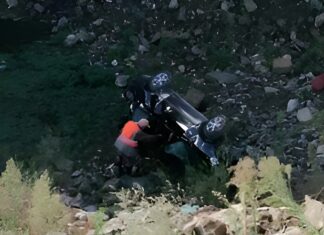 Σοκαριστικό τροχαίο: «Έφυγε» με το αυτοκίνητο στο γκρεμό – Τραυματίστηκε και μεταφέρθηκε στο Πανεπιστημιακό της Λάρισας