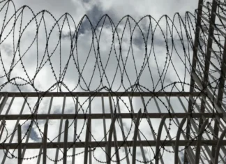 Νέα μαχαιρώματα στις Φυλακές Λάρισας – Δύο κρατούμενοι τραυματίες