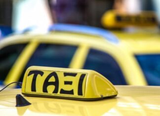 Στο ΣτΕ για το σήμα των POS οι οδηγοί ταξί