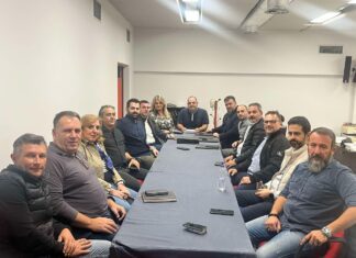 Δημήτρης Παπαλέξης με την Διοικούσα Επιτροπή του ΤΕΕ Κεντρικής και Δυτικής Θεσσαλίας