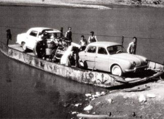To ιδιόμορφο «Φέρυ Μπόουτ» του Πηνειού – Η ιστορία της ποτάμιας συγκοινωνίας (ΦΩΤΟ)