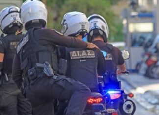 Θεσσαλονίκη: Άρπαξαν από τουρίστα τσαντάκι με διαμάντια αξίας 75.000 ευρώ