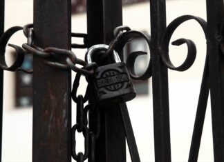 Σε αποχές και καταλήψεις προχώρησαν μαθητές σε Λάρισα και Τύρναβο