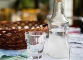 Γιορτή Τσίπουρου στον Τύρναβο: Το 60% του εγχώριου τσίπουρου παράγεται στη Θεσσαλία (video)