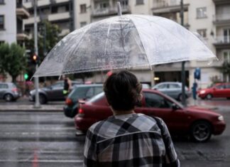 Καιρός: Μικρή πτώση της θερμοκρασίας την Κυριακή – Τοπικές βροχές και καταιγίδες