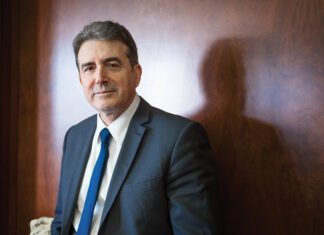 Στη Λάρισα ο Υπουργός Προστασίας του Πολίτη Μιχάλης Χρυσοχοΐδηςc