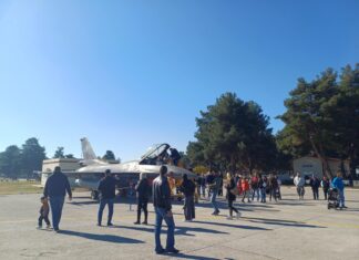 Η επίδειξη επίγειας άμυνας από την ομάδα ΚΕΡΒΕΡΟΣ έκλεψε την παράσταση στην 110 ΠΜ στη Λάρισα (ΦΩΤΟ)
