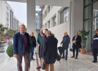 Λάρισα: Αθώος ο Τάσος Τσιαπλές για το «ναζίστρια» στην Μπίλλη