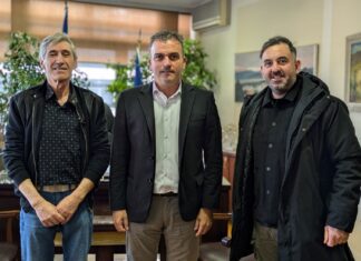 Με μέλη της Συντεχνίας Κρεοπωλών Λάρισας ο Μαμάκος – «Κατανοούμε τα προβλήματα, στηρίζουμε τη μικροεπιχειρηματικότητα, είμαστε στο πλευρό των επαγγελματιών»