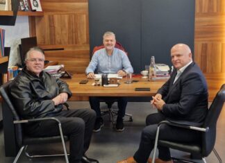 Στην Αγιά κλιμάκιο της «Επιμελητηριακής Σύμπραξης»