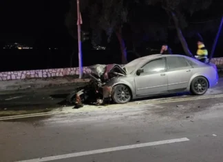 Δυνατό «μπαμ» με σύγκρουση οχημάτων στη Λάρισα
