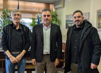 Mε τα μέλη της Συντεχνίας Κρεοπωλών Λάρισας ο Θανάσης Μαμάκος