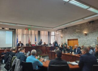 Στο Δημοτικό συμβούλιο Λαρισαίων το θέμα της συγχώνευσης των ΔΕΥΑ – ΦΩΤΟ